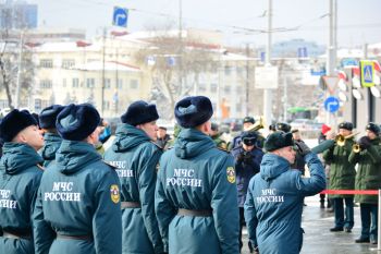 Память о подвиге уральцев