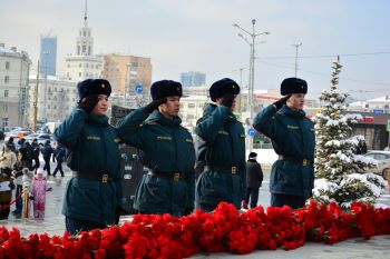 Память о подвиге уральцев