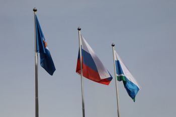 Понедельник начинается с построения