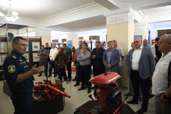 Встретились спустя годы