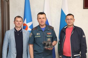 Встретились спустя годы