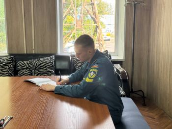 Курсанты института приступили к практике в должности командира отделения