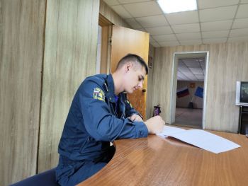 Курсанты института приступили к практике в должности командира отделения