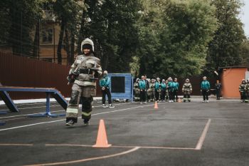 Первокурсники прошли испытания на право ношения берета