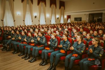 В институте состоялась творческая встреча с артистом театра и кино Александром Песковым