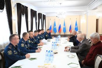 В институте прошла встреча руководства с членами совета ветеранов