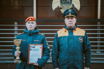 В Уральском институте ГПС МЧС России состоялось еженедельное построение