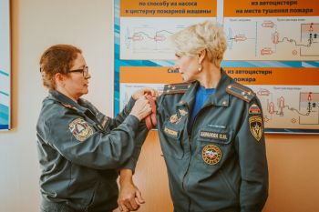 Сотрудники Уральского института ГПС МЧС России прошли плановые квалификационные испытания Сотрудники Уральского института ГПС МЧС России прошли плановые квалификационные испытания