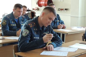 В Уральском институте ГПС МЧС России состоялся выпуск водителей внедорожных автомототранспортных средств 