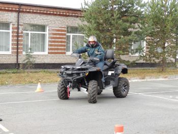 В Уральском институте ГПС МЧС России состоялся выпуск водителей внедорожных автомототранспортных средств 