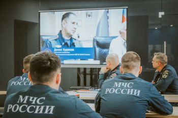 Курсанты, направленные на обучение от специальных управлений ФПС МЧС России, осваивают дополнительную профессиональную программу