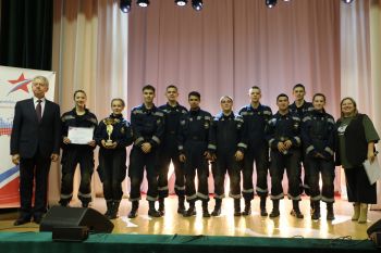 «Дорогами героев»: курсанты и студенты Уральского института ГПС МЧС России проверили свою силу духа и знания