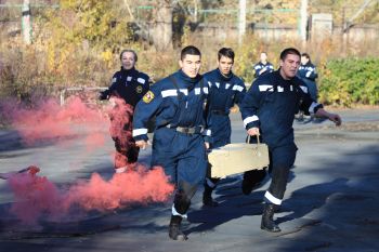 «Дорогами героев»: курсанты и студенты Уральского института ГПС МЧС России проверили свою силу духа и знания