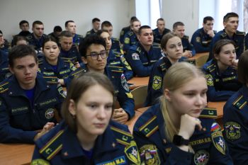 В институте обсудили направления сотрудничества с Управлением договорных подразделений ФПС ГПС № 3 В институте обсудили направления сотрудничества с Управлением договорных подразделений ФПС ГПС № 3