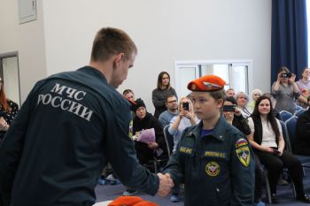 Сотрудники института поддержали юных кадетов в важный день Сотрудники института поддержали юных кадетов в важный день