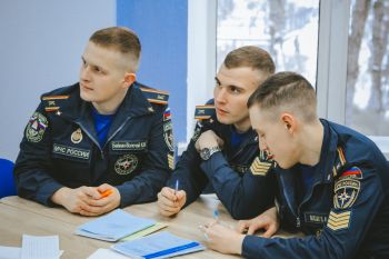 Выпускники вуза продемонстрировали знания в области пожарной безопасности Выпускники вуза продемонстрировали знания в области пожарной безопасности