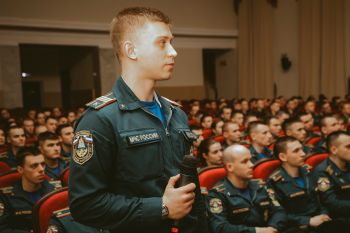 В институте состоялась встреча руководства с курсантами старших курсов В институте состоялась встреча руководства с курсантами старших курсов