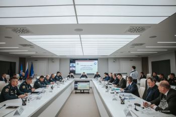 На Ямале руководство вуза приняло участие в подведении итогов деятельности подсистемы РСЧС Уральского федерального округа за 2025 год На Ямале руководство вуза приняло участие в подведении итогов деятельности подсистемы РСЧС Уральского федерального округа за 2025 год