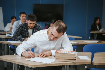 Магистранты успешно прошли государственный экзамен Магистранты успешно прошли государственный экзамен