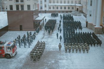 Начало рабочей недели в Уральском институте ГПС МЧС России