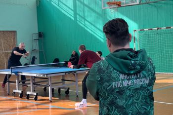 Команда института одержала победу на соревнованиях по настольному теннису