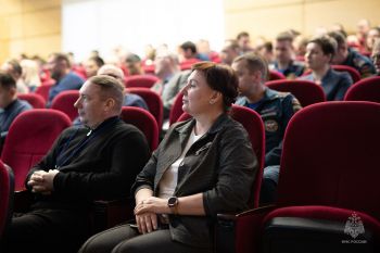 В Академии обсудили актуальные вопросы огнестойкости строительных конструкций