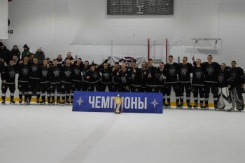 15 лет на льду: хоккейная команда «Огненный щит» Уральского института ГПС МЧС России отмечает юбилей 15 лет на льду: хоккейная команда «Огненный щит» Уральского института ГПС МЧС России отмечает юбилей