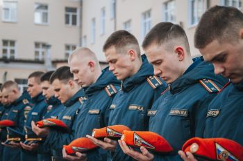 Памятные мероприятия в институте: дань уважения сотрудникам МЧС России, погибшим при исполнении служебного долга