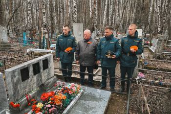 Памятные мероприятия в институте: дань уважения сотрудникам МЧС России, погибшим при исполнении служебного долга