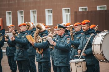 Памятные мероприятия в институте: дань уважения сотрудникам МЧС России, погибшим при исполнении служебного долга