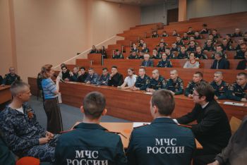 Межвузовская интеллектуальная игра «Этих дней не смолкнет слава!»