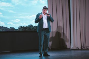 В Уральском институте ГПС МЧС России состоялся концерт «Мирное небо Земли» В Уральском институте ГПС МЧС России состоялся концерт «Мирное небо Земли»