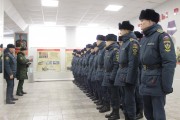 Уральский институт ГПС МЧС России передал первую партию окопных свечей для нужд военнослужащих