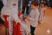 Уральский институт ГПС МЧС России дарит новогоднее чудо семьям из новых территорий