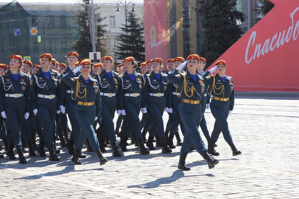 Фото участников парада победы