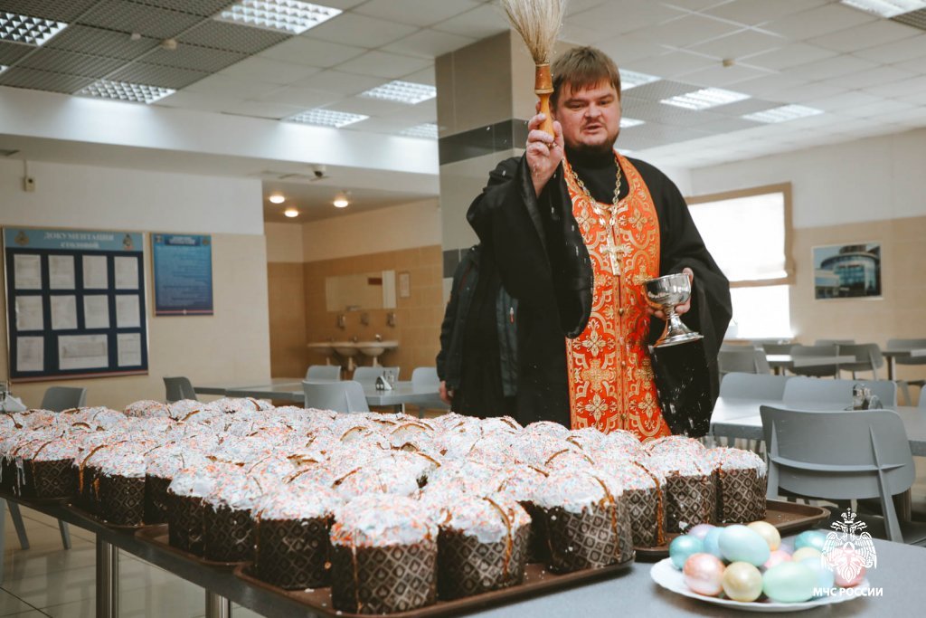 «Пасха в институте: благословение в день великого праздника» «Пасха в институте: благословение в день великого праздника»