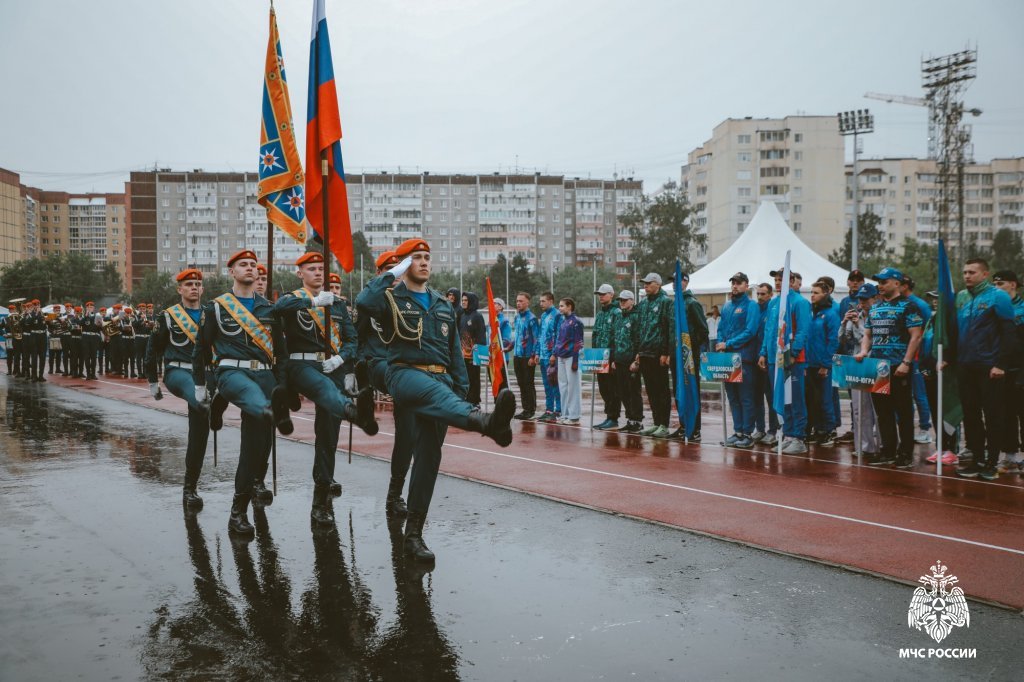 В Екатеринбурге стартовали Всероссийские соревнования по пожарно-спасательному спорту «Мемориал Е.П. Савкова» В Екатеринбурге стартовали Всероссийские соревнования по пожарно-спасательному спорту «Мемориал Е.П. Савкова»