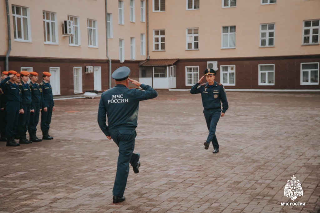 В институте отметили День Государственного флага Российской Федерации В институте отметили День Государственного флага Российской Федерации