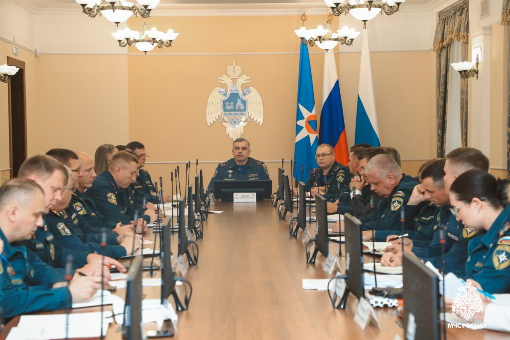 В Уральском институте ГПС МЧС России завершена работа учебно-методического сбора В Уральском институте ГПС МЧС России завершена работа учебно-методического сбора