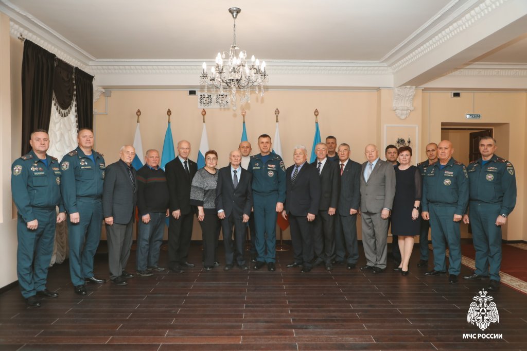 Встреча поколений на пути к 100-летию института Встреча поколений на пути к 100-летию института