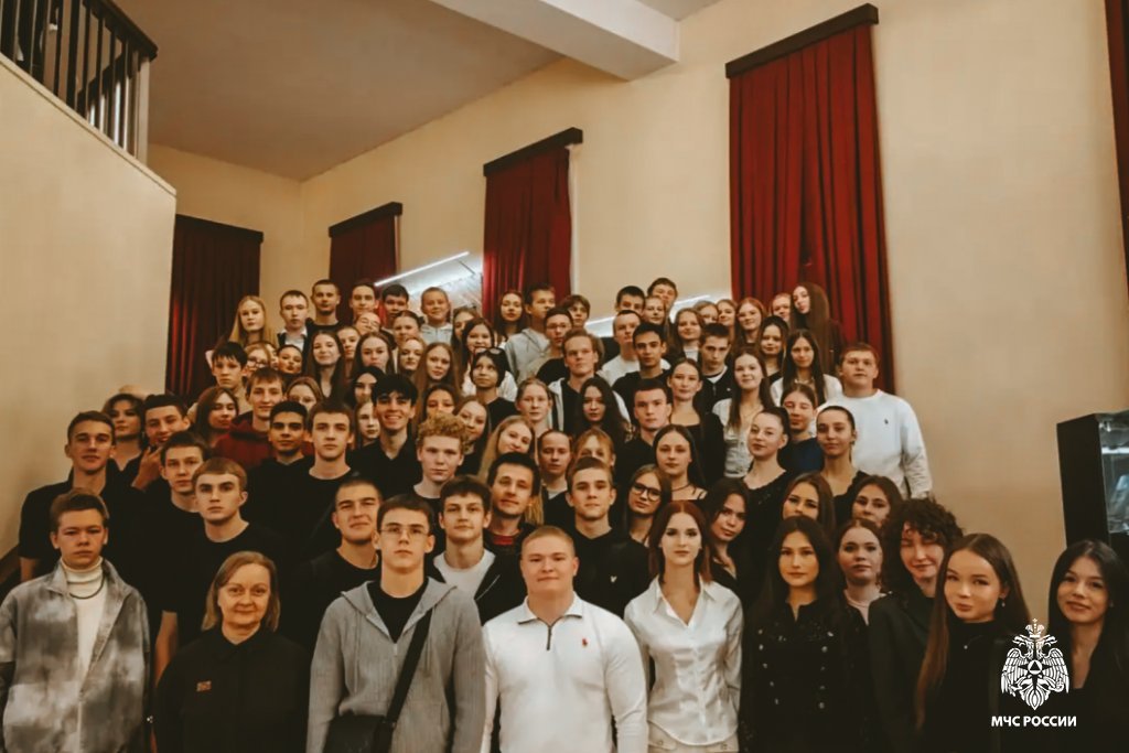 Студенты факультета управления и комплексной безопасности побывали на спектакле «Дракула» в Свердловском театре драмы Студенты факультета управления и комплексной безопасности побывали на спектакле «Дракула» в Свердловском театре драмы