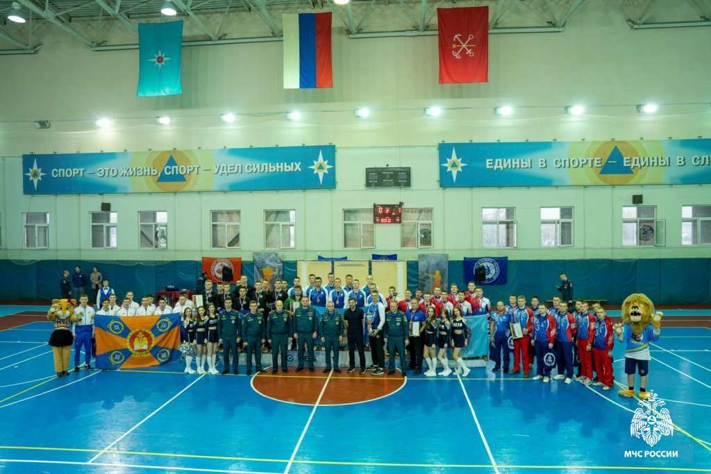 Сборная Уральского института ГПС МЧС России — чемпион Спартакиады по мини-футболу Сборная Уральского института ГПС МЧС России — чемпион Спартакиады по мини-футболу