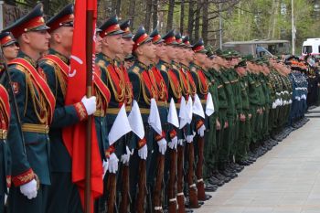 Курсанты почтили память погибших воинов на Широкореченском мемориале