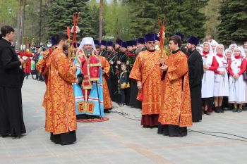 Курсанты почтили память погибших воинов на Широкореченском мемориале