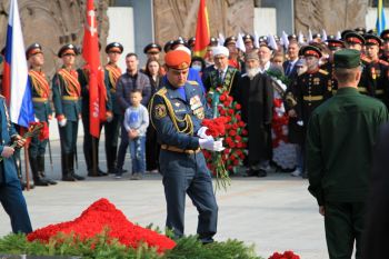 Начальник института принял участие в торжественно-траурной церемонии на Широкореченском мемориале