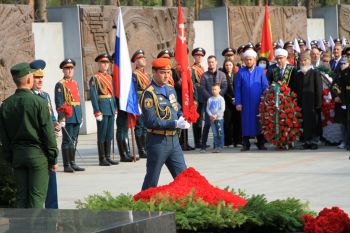 Начальник института принял участие в торжественно-траурной церемонии на Широкореченском мемориале