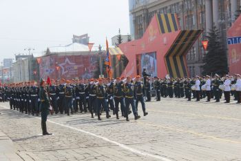 Уральский институт ГПС МЧС России стал участником военного Парада Победы