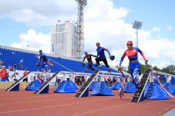 В Екатеринбурге завершился Чемпионат МЧС России по пожарно-спасательному спорту