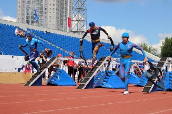 В Екатеринбурге завершился Чемпионат МЧС России по пожарно-спасательному спорту