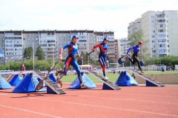 В Екатеринбурге завершился Чемпионат МЧС России по пожарно-спасательному спорту